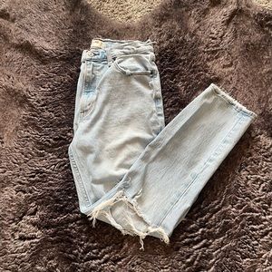 Abercrombie and Fitch, Mom Jean